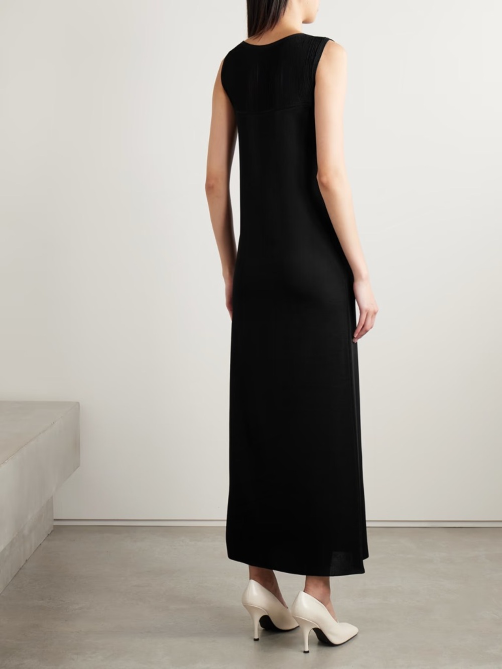 KHAITE Ruslan Fringed Knitted Maxi Dress size Small Black $2600 - Picture 2 of 7